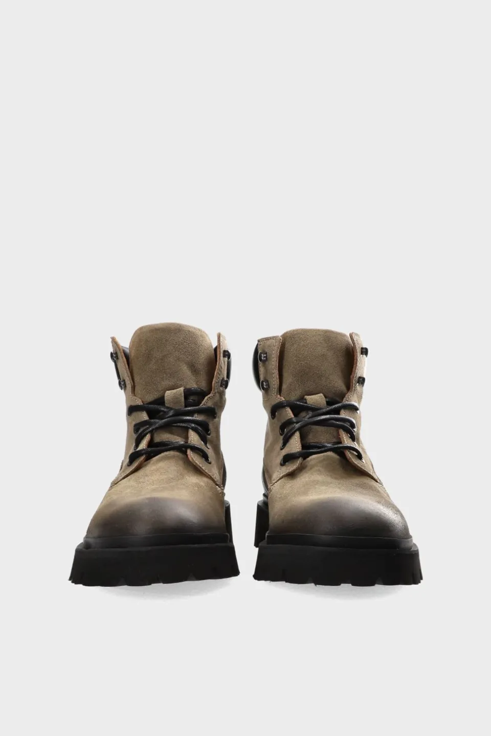 cph171m-waxed-suede-jQAALgWB-1.webp New COPENHAGEN STUDIOS Cph171M Waxed Suede Zwarte Olijf