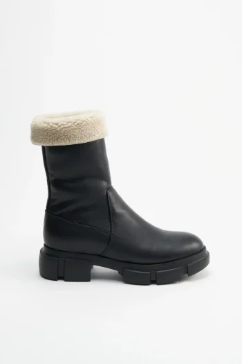 Discount COPENHAGEN STUDIOS Cph668 Vegan Teddy Nappa Zwart